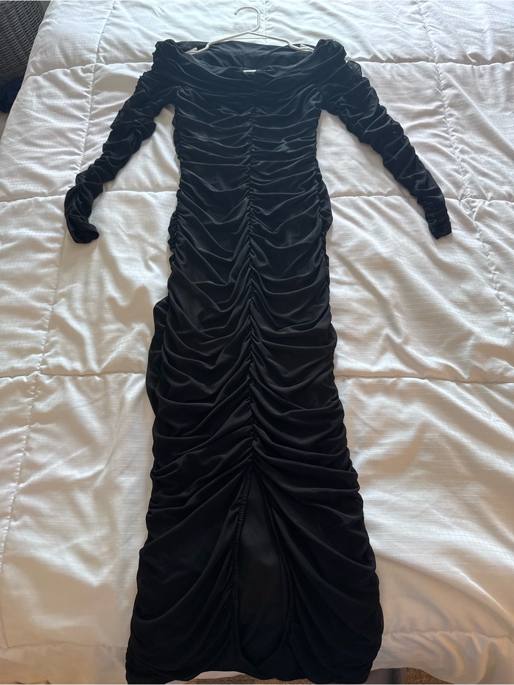 Black Ruched Long Sleeve Maxi Dress
